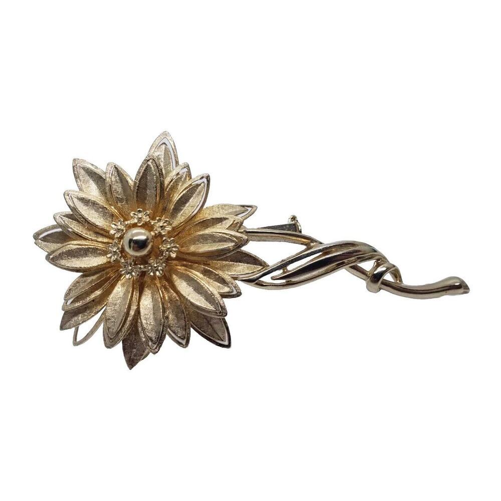Vintage Coro Brooch Long Stem Flower 3D Gold Toned Daisy cutout Leaves Signed